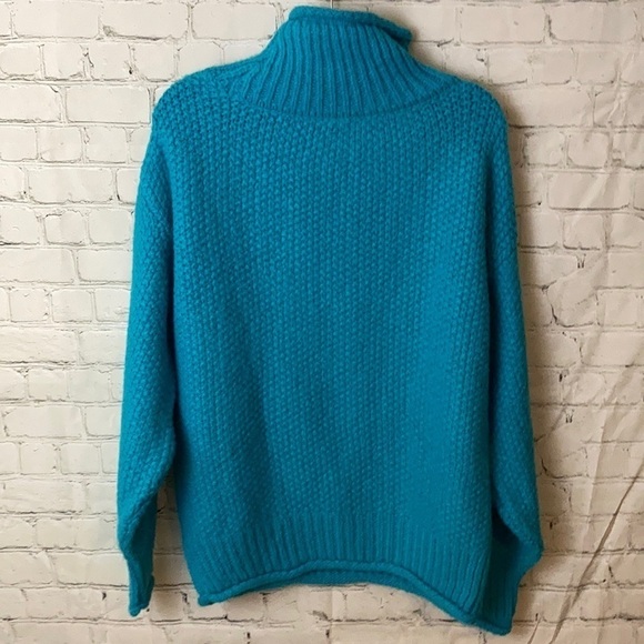 Mixed stitch chunky roll neck sweater - Picture 8 of 10